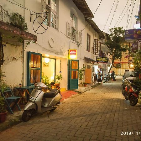 Spice Holidays 호텔 Kochi 외부 사진